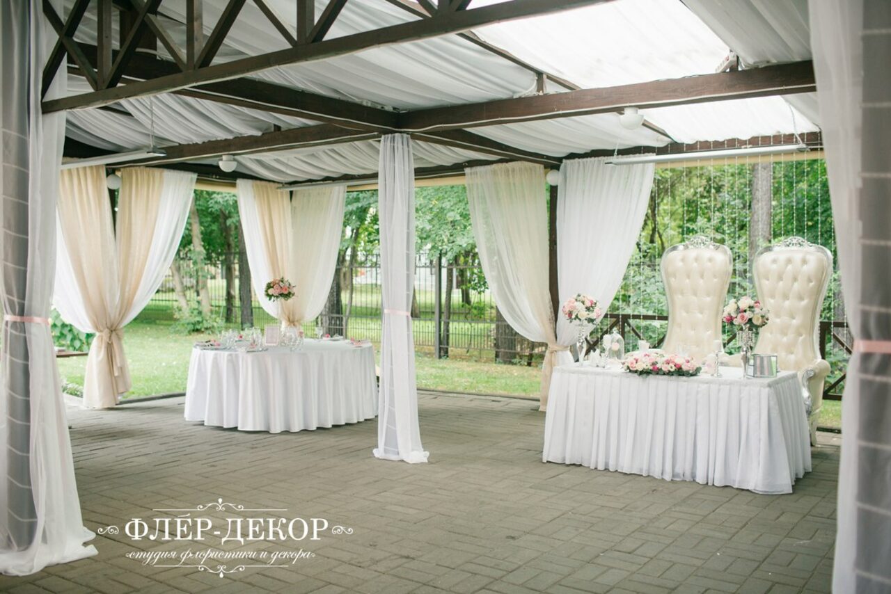 Арендовать Гостиница "Октябрьская"