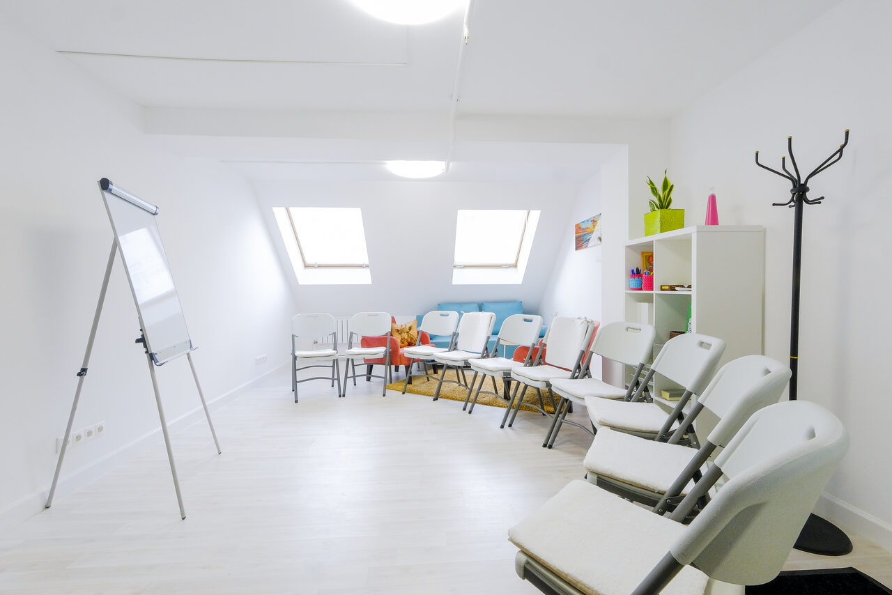 Арендовать Просторный и уютный лофт 