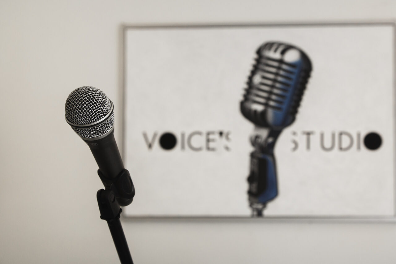 Арендовать Стильная атмосферная студия вокала в центре Москвы