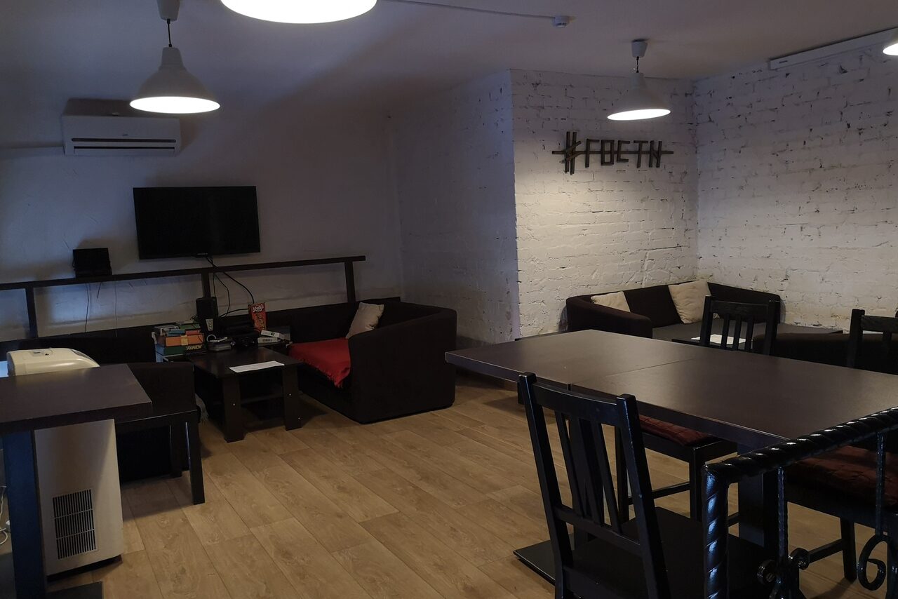 Арендовать Второй этаж бара