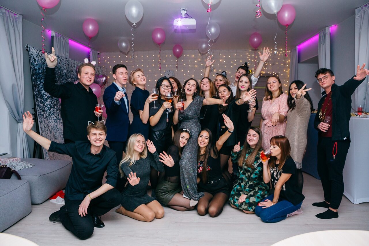 Арендовать Palitra-Event. Современный белый лофт