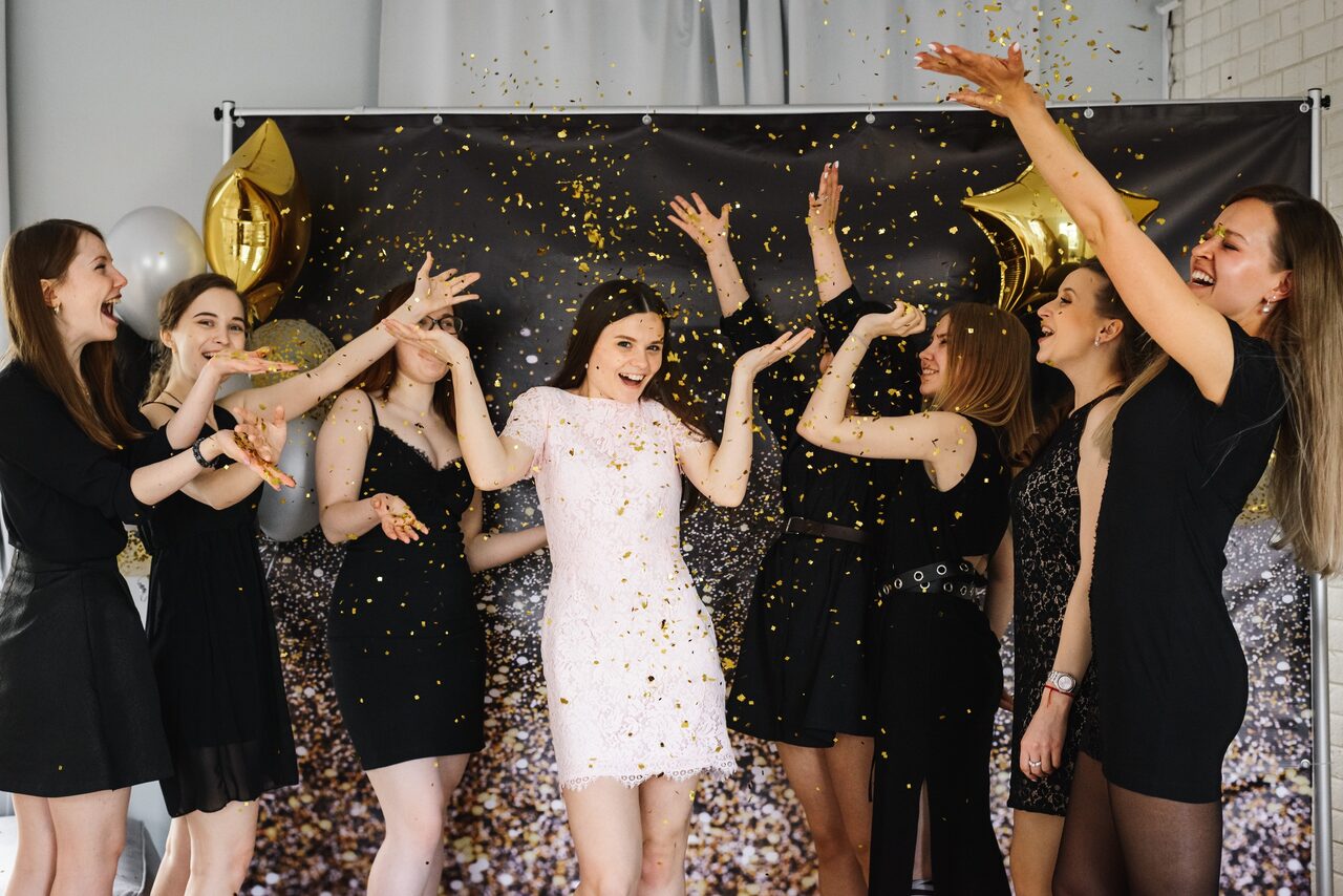 Арендовать Palitra-Event. Современный белый лофт