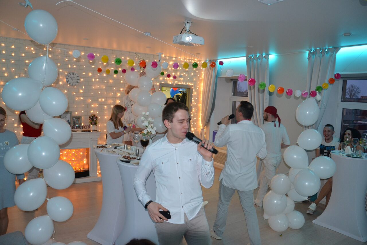 Арендовать Palitra-Event. Современный белый лофт