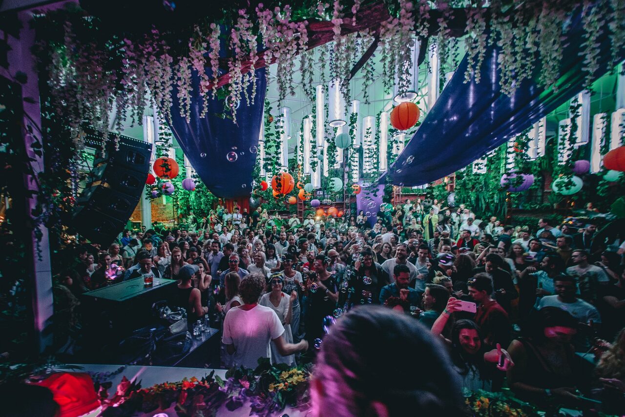 Арендовать Pulsar. Лофт с панорамным видом на Москва-Сити