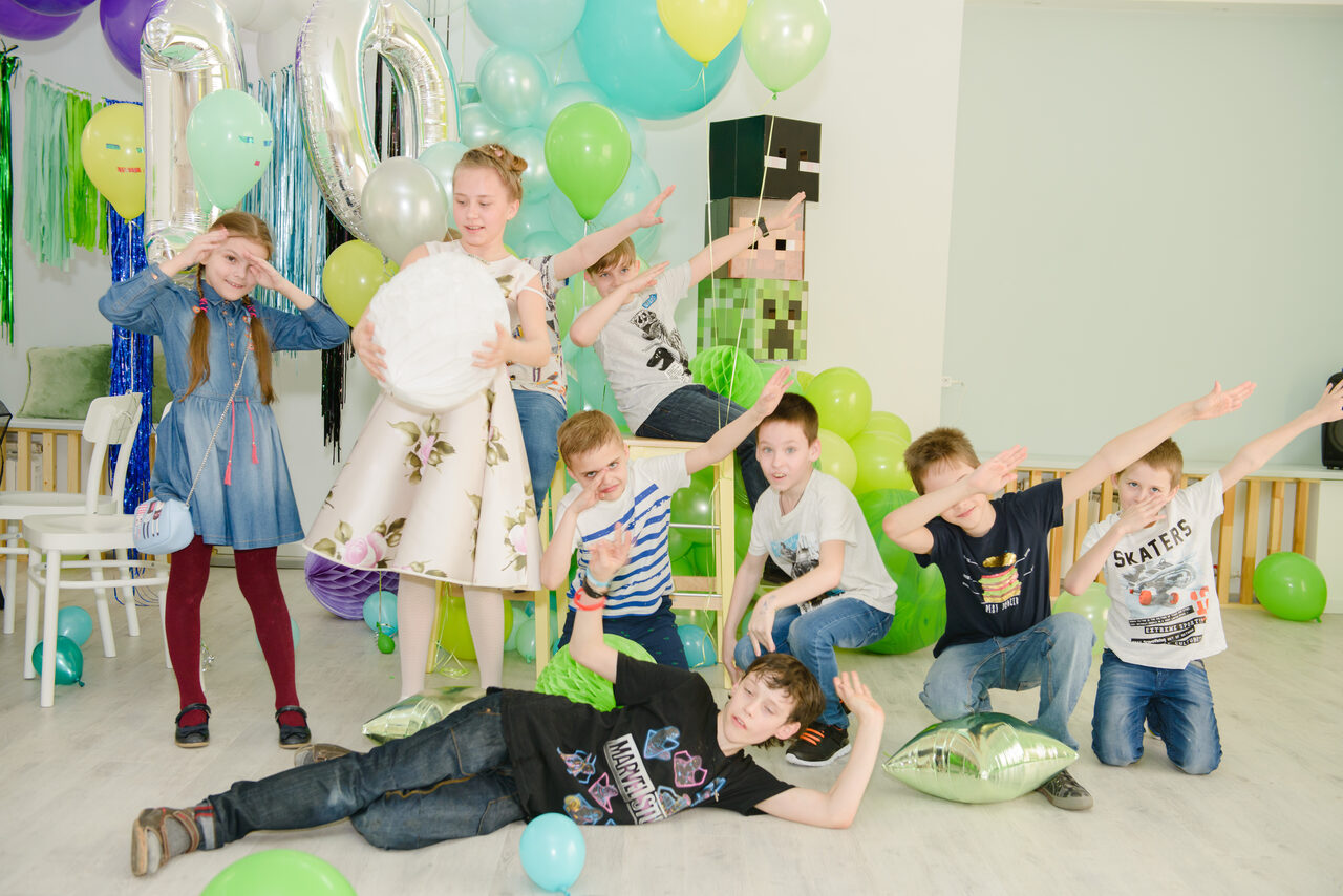 Арендовать Грядки-Прятки Большой светлый зал для мероприятий