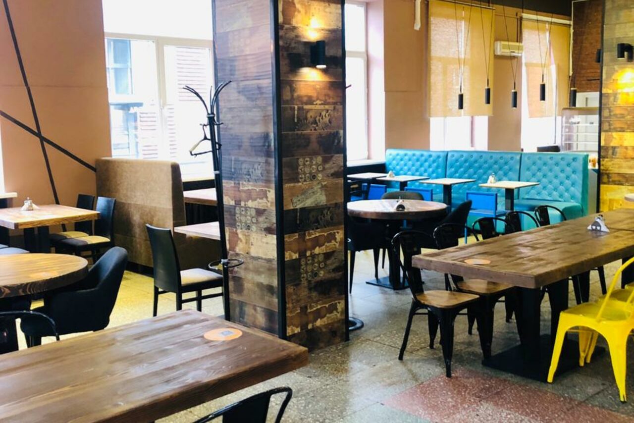 Арендовать Ланч Поинт Трансформируемый зал-лофт