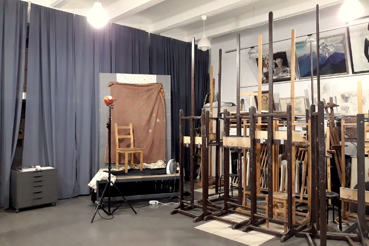 Арендовать Студия-мастерская на Ваське