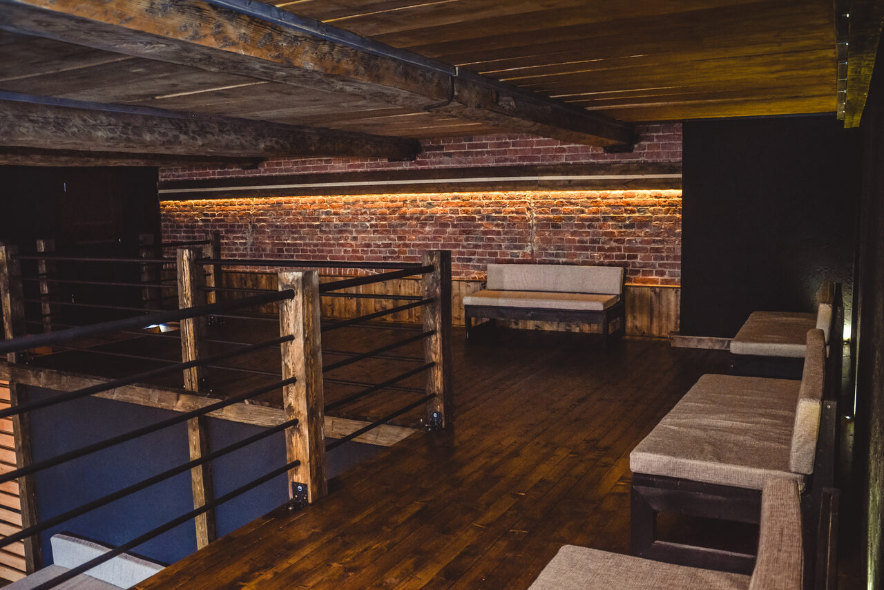 Арендовать Двухэтажный лофт в историческом здании