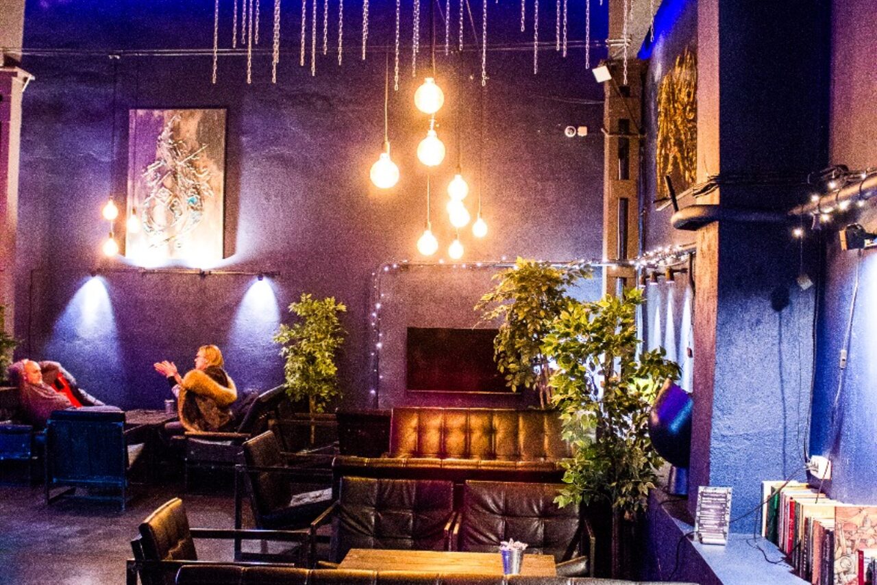 Арендовать Огромный лофт на Киевской