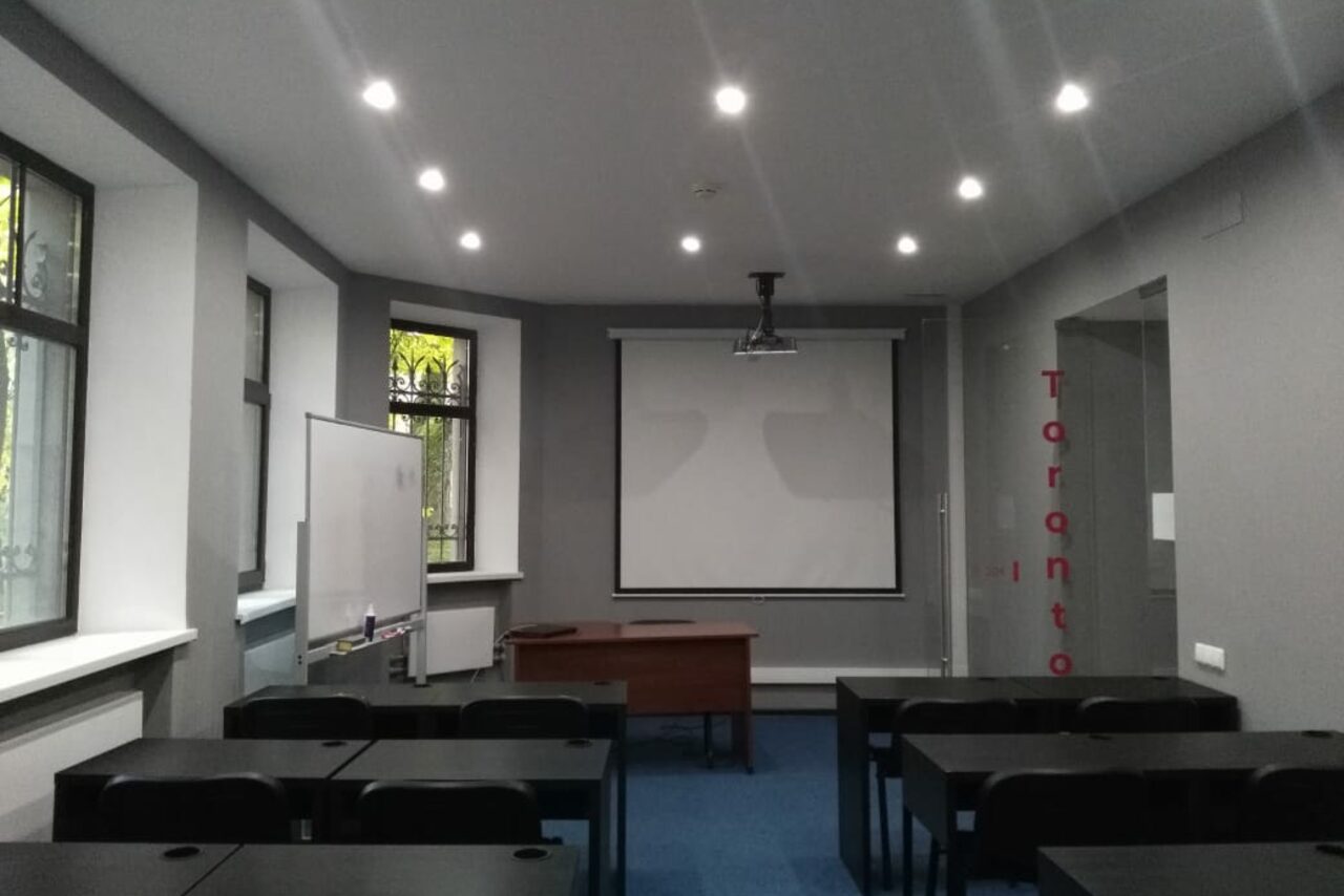 Арендовать Институт гостиничного и ресторанного дела SWISSAM 