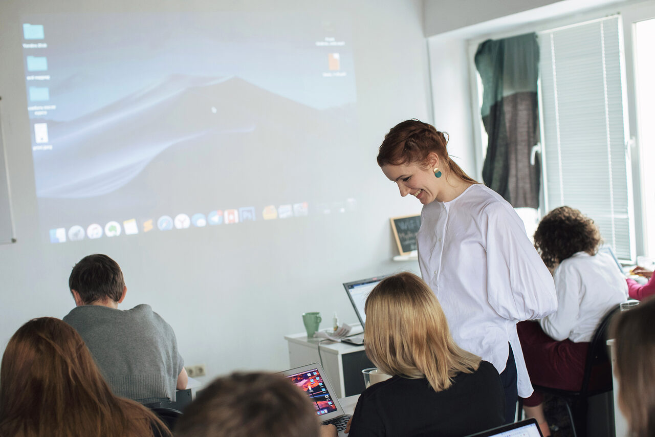 Арендовать MyAcademy Аудитория со столами