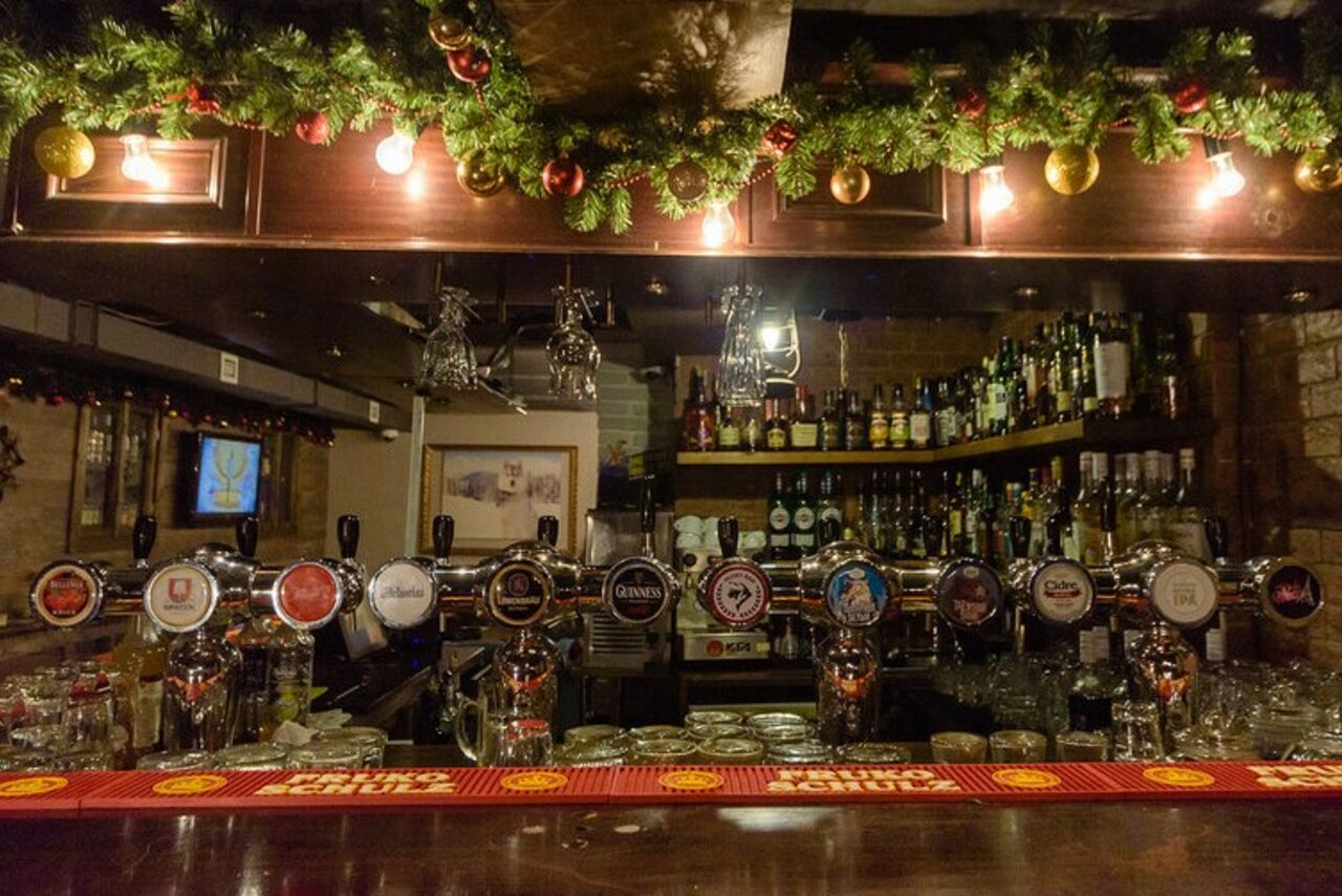 Арендовать Пространство со сценой и барной стойкой