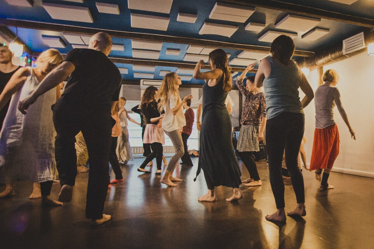 Арендовать Дом у моря Танцевальный зал