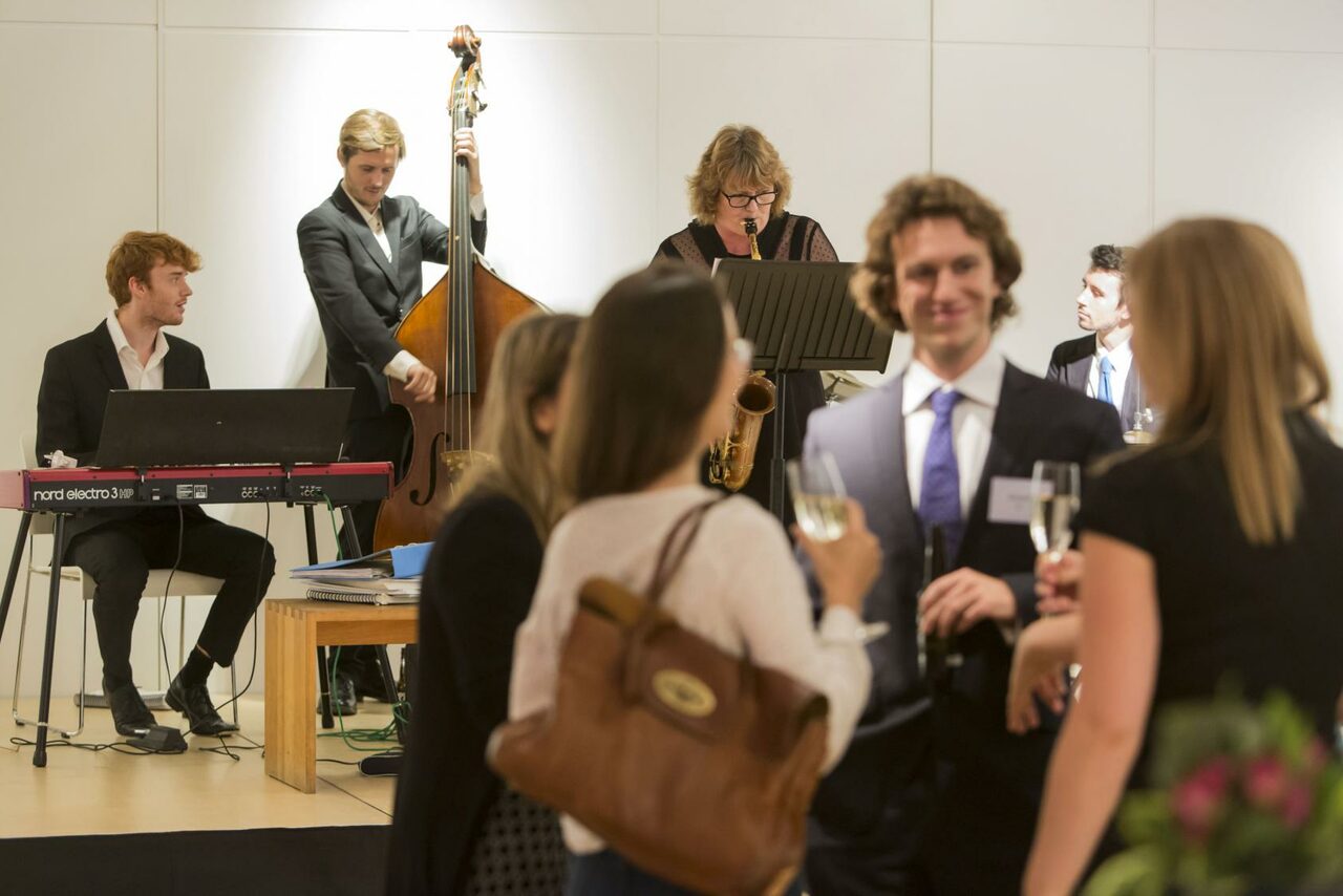 Арендовать The Goldsmiths' Centre Exhibition Room