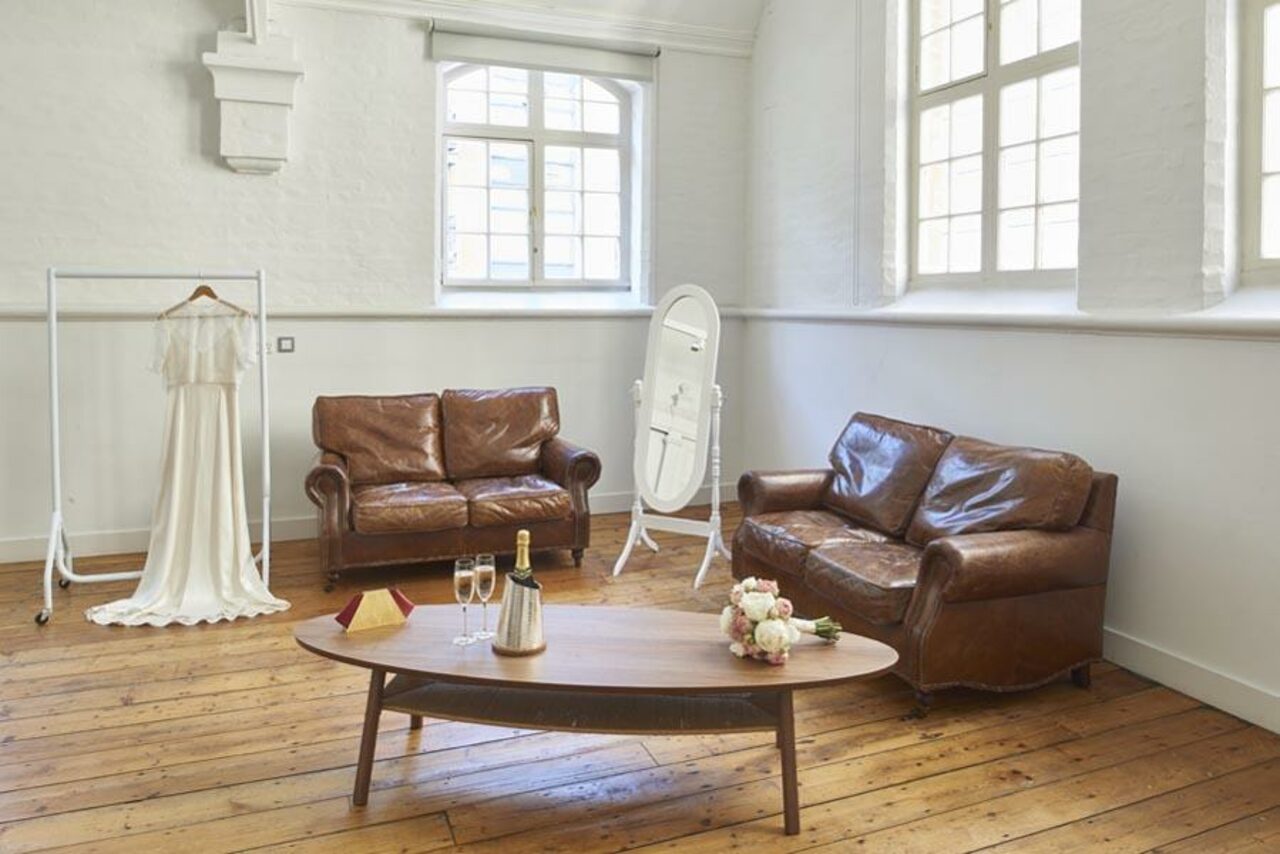 Арендовать Conference Room Creative Base 