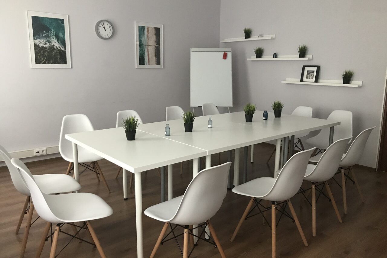 Арендовать EduLab. Светлый класс