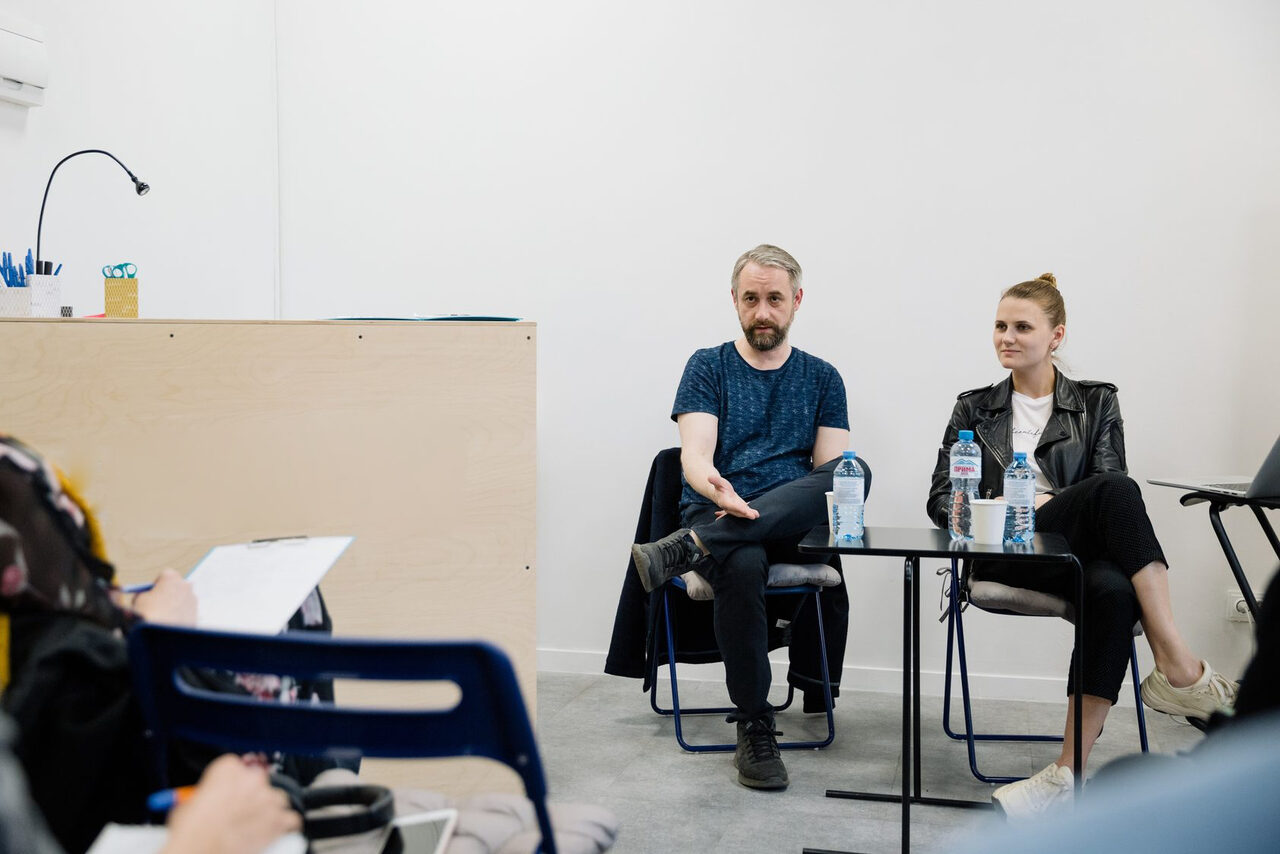 Арендовать Мини-лофт в белом кирпиче