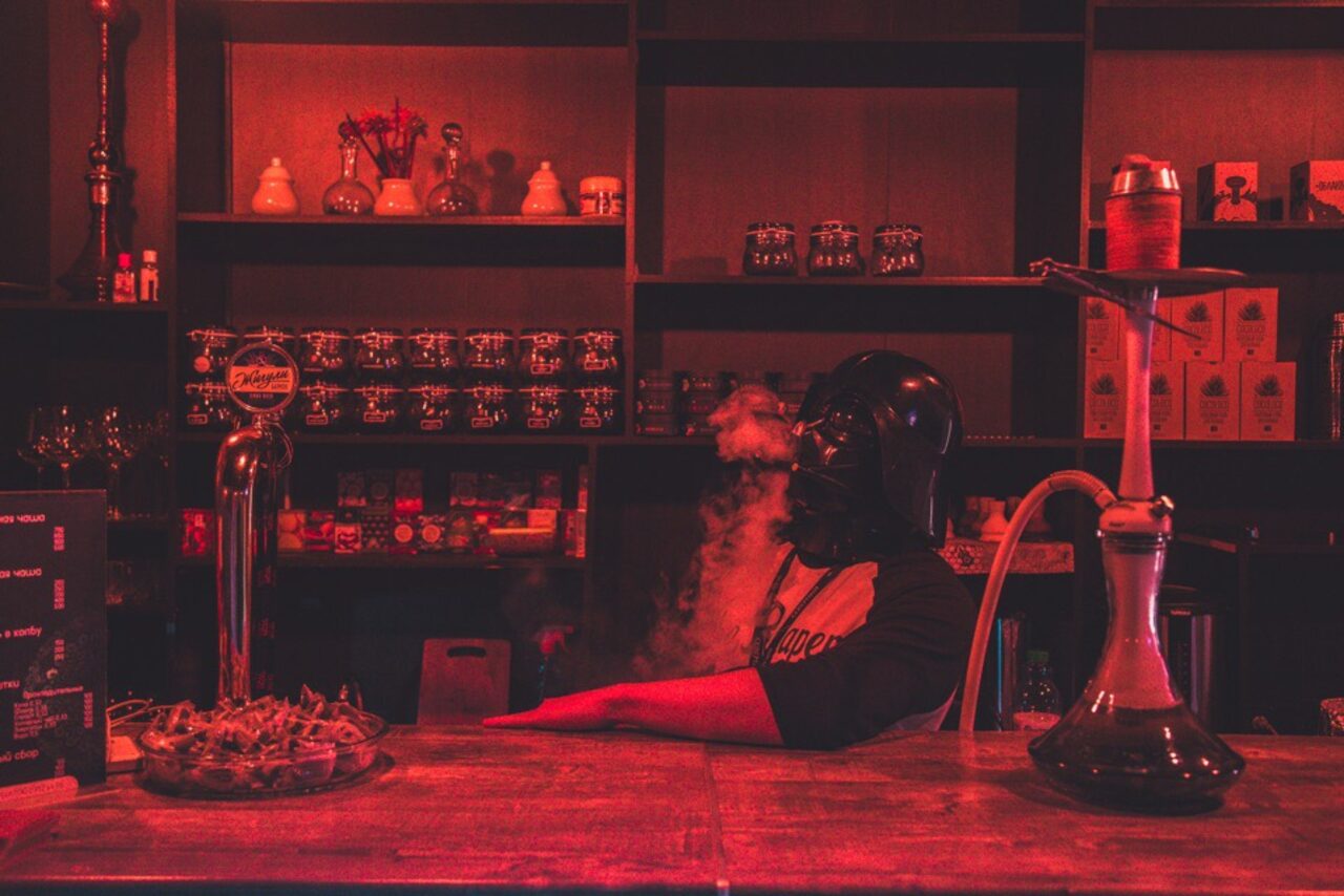 Арендовать Shantaram Lounge Лофт-кальянная в Мытищах