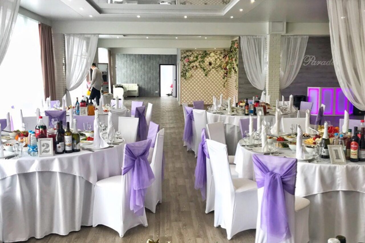 Арендовать Светлый банкетный зал