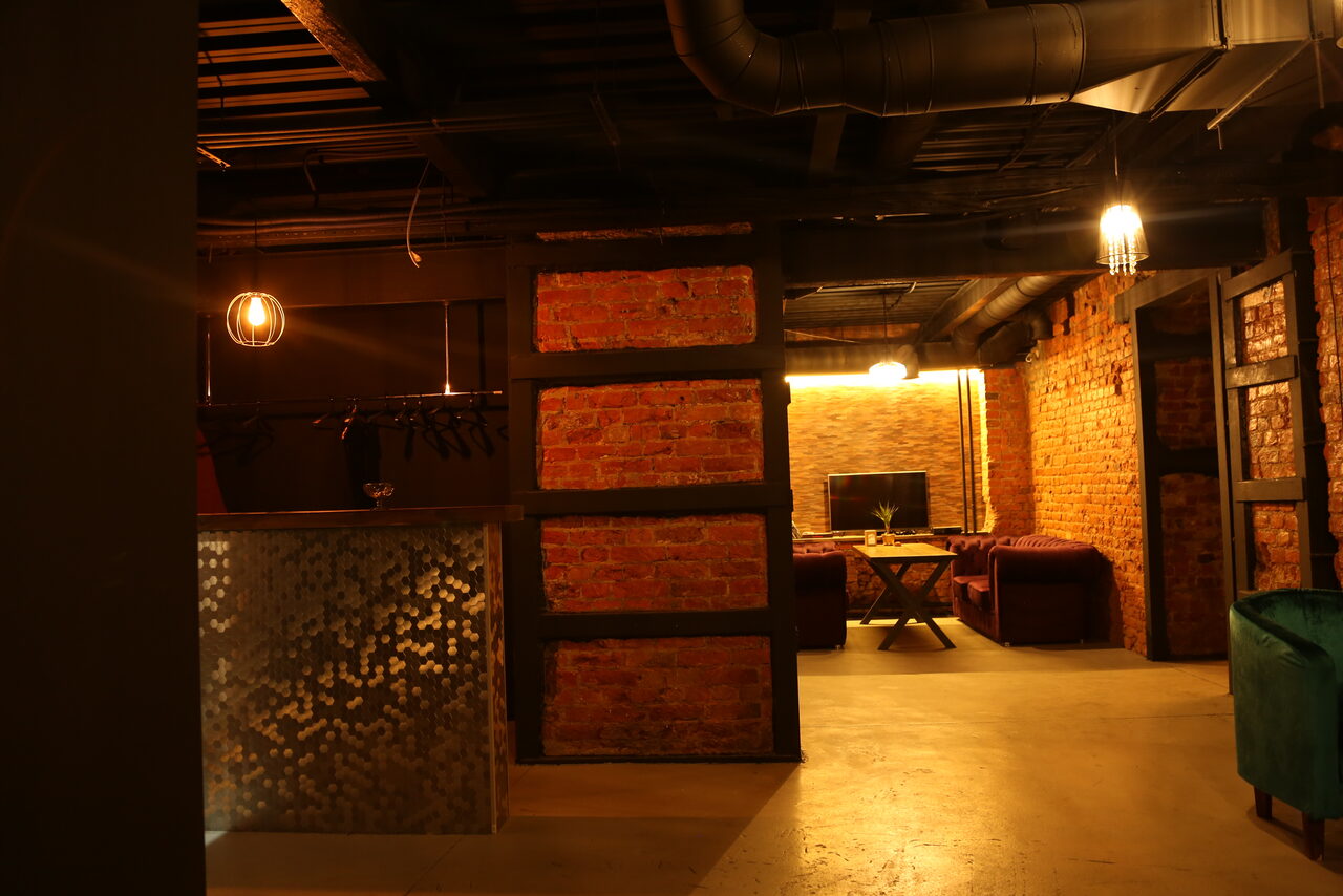 Арендовать Кedr Lounge Bar - Кальянная Кедр