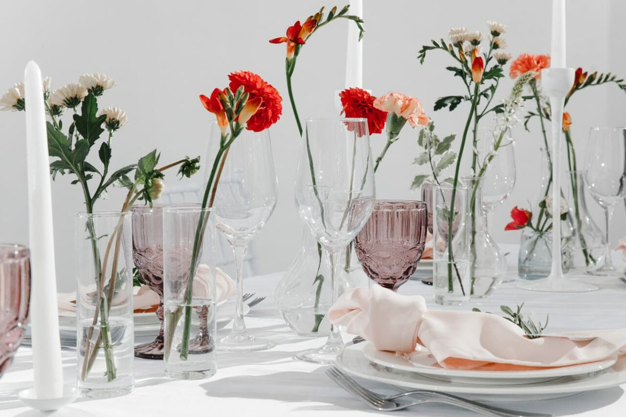 Арендовать Кафе Море Внутри. Яркий камерный лофт в белом кирпиче