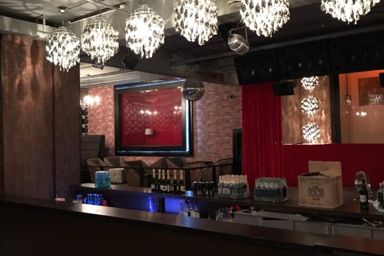 Арендовать Night club in the city center