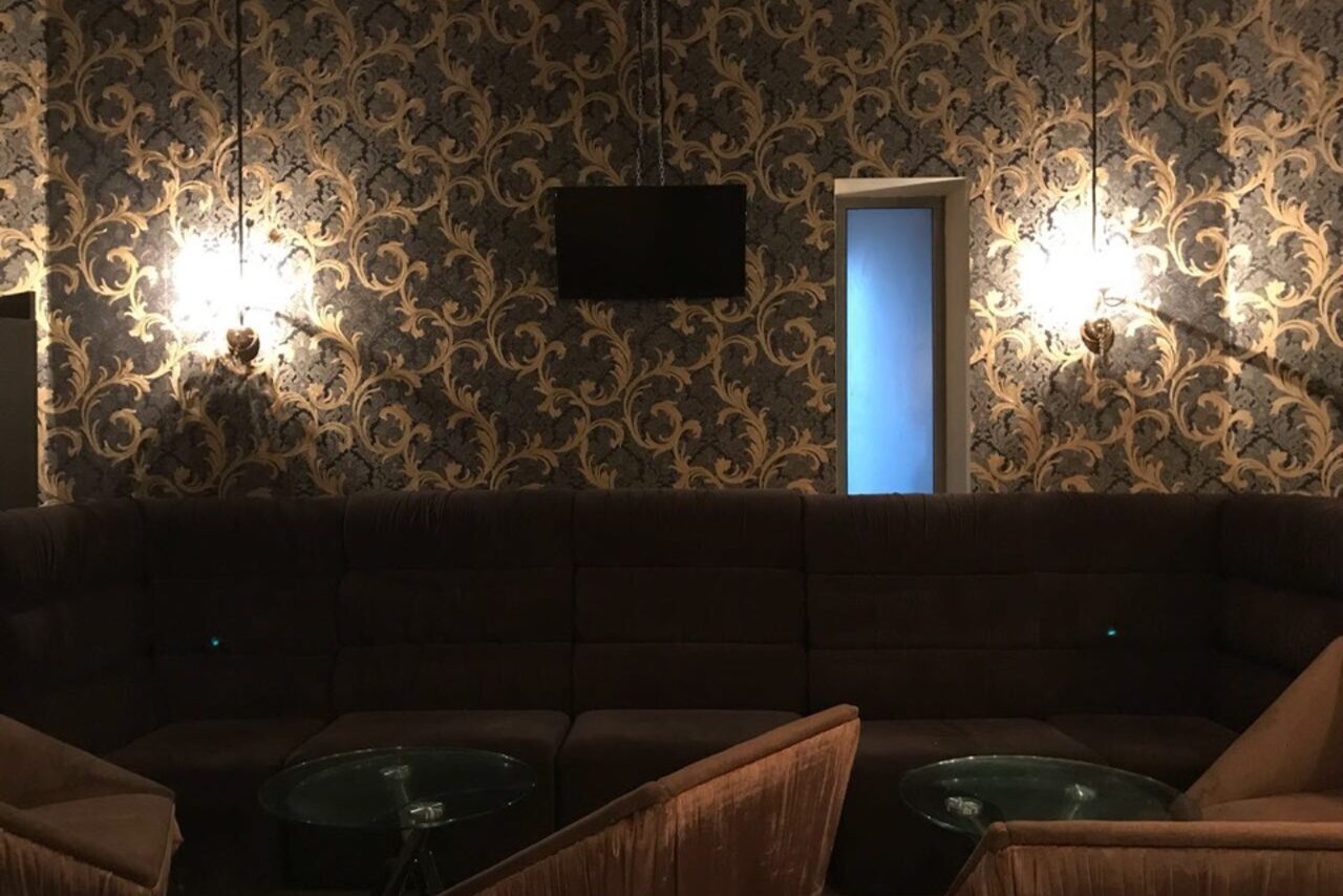 Арендовать Night club in the city center