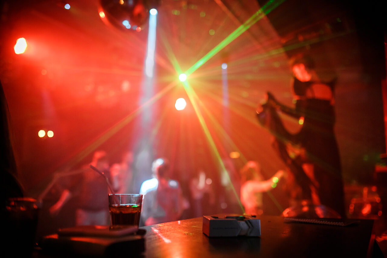 Арендовать Night club in the city center