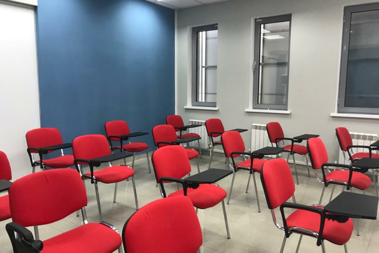 Арендовать Коворкинг Ioffice Тренинг-зал на юге