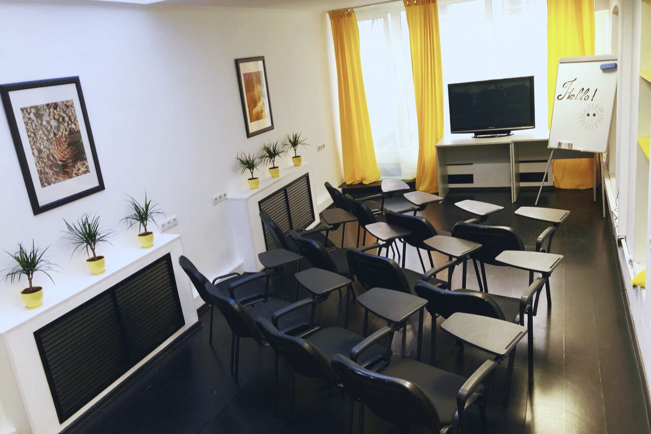 Арендовать Luckyspace Зал со свободной расстановкой