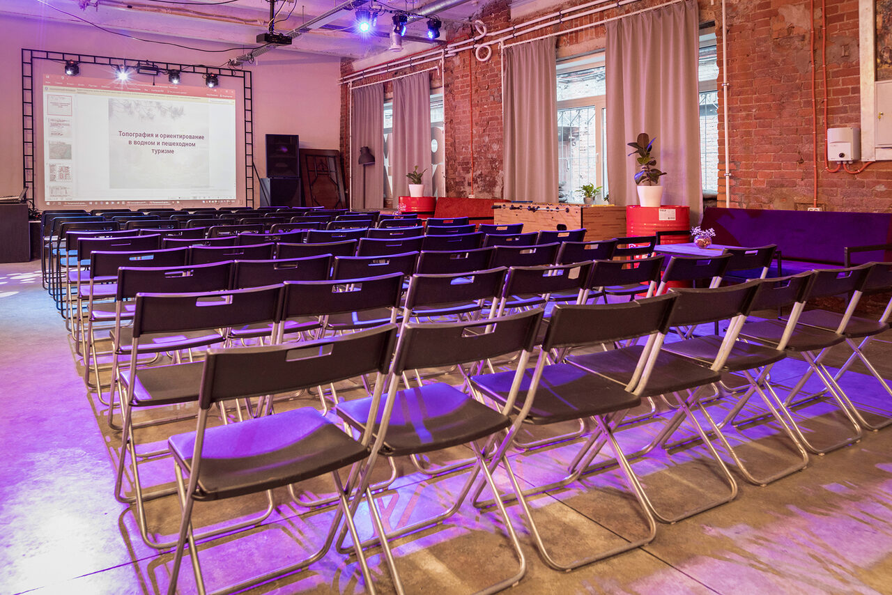 Арендовать COM.NATA. Лофт-пространство в красном кирпиче 