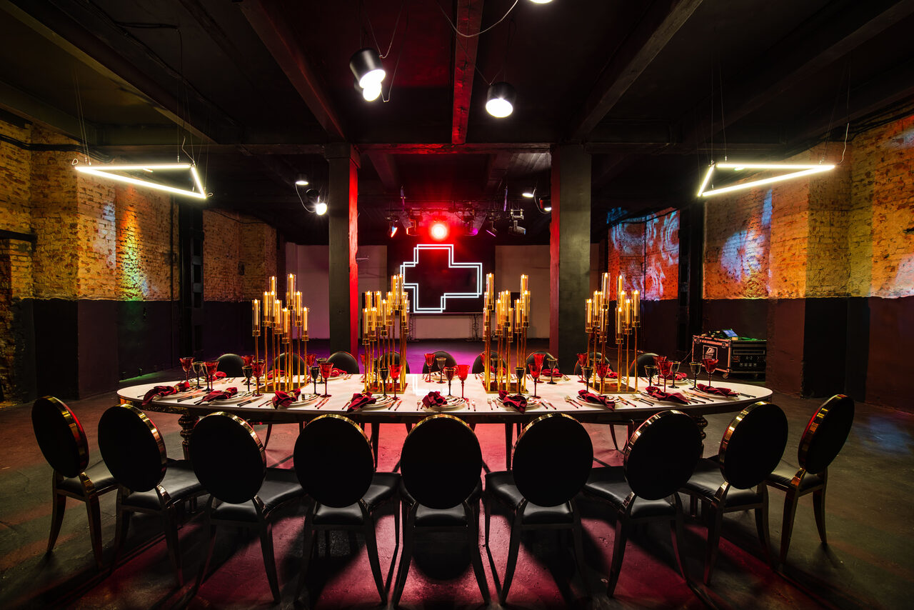 Арендовать Мультиформатное пространство с верандой