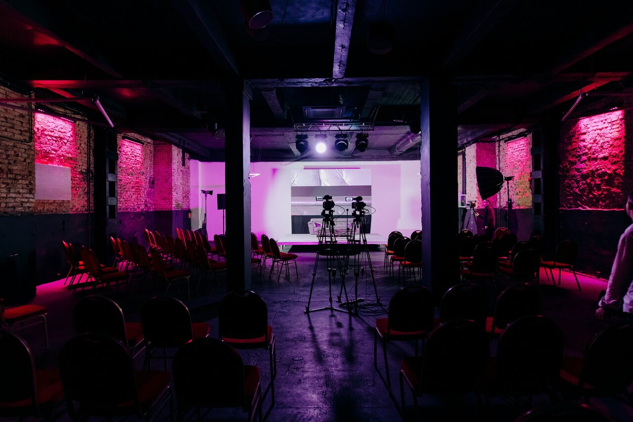 Арендовать Мультиформатное пространство с верандой