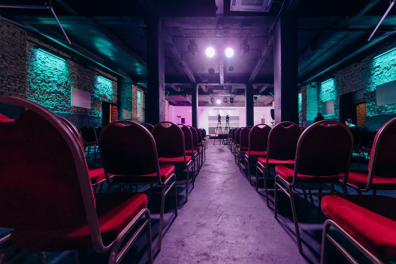 Арендовать Мультиформатное пространство с верандой