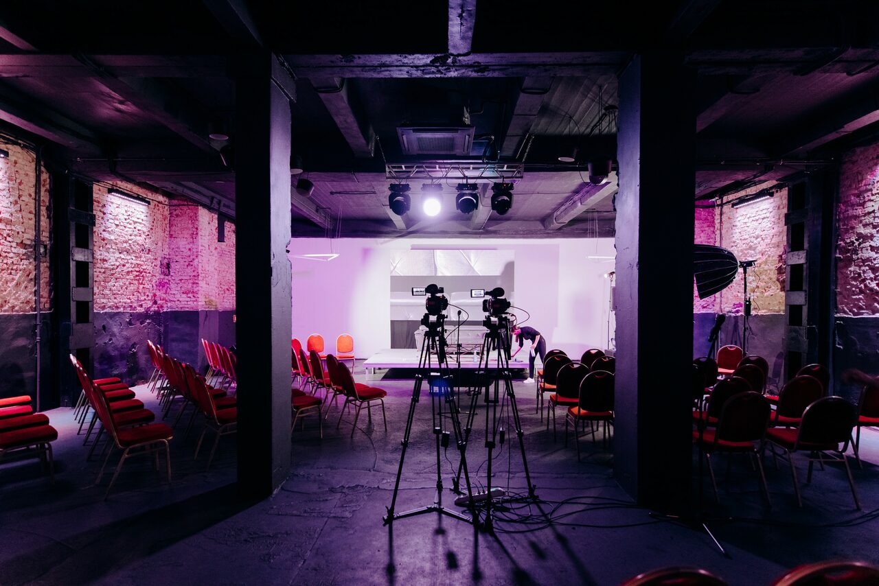 Арендовать Мультиформатное пространство с верандой