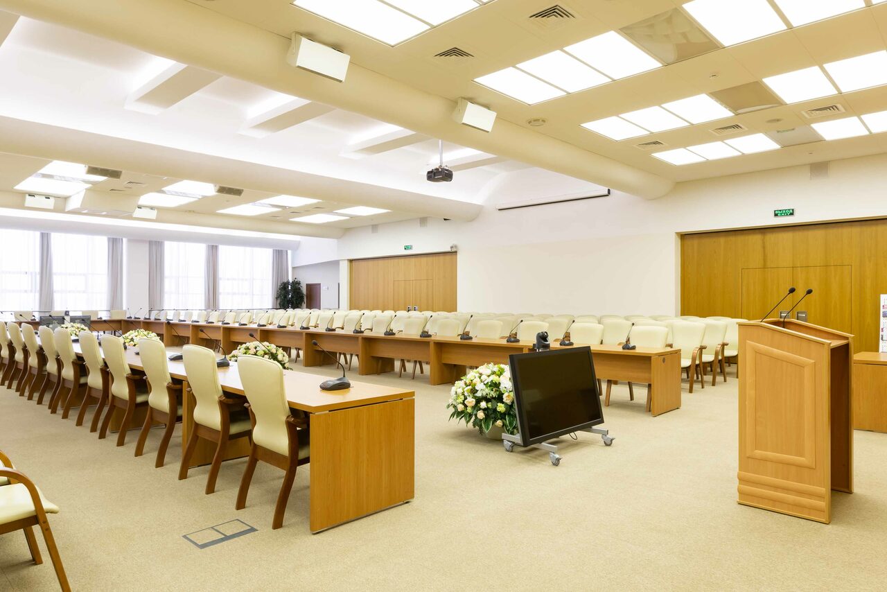 Арендовать Find Hall Большой конференц-зал в Дубне