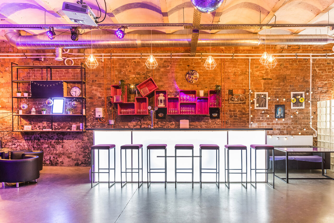 Арендовать Stylish loft for business and celebratory events