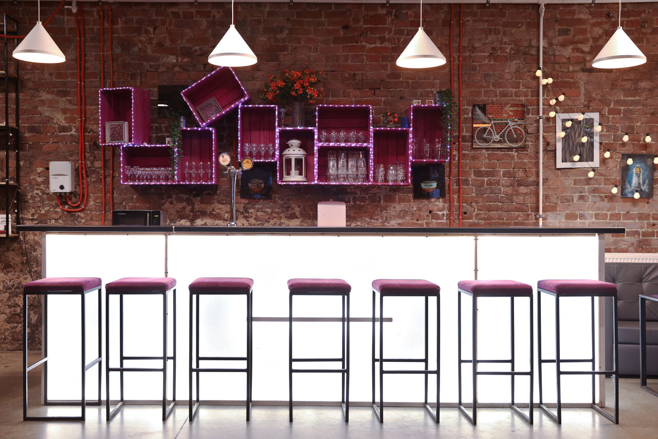 Арендовать Stylish loft for business and celebratory events