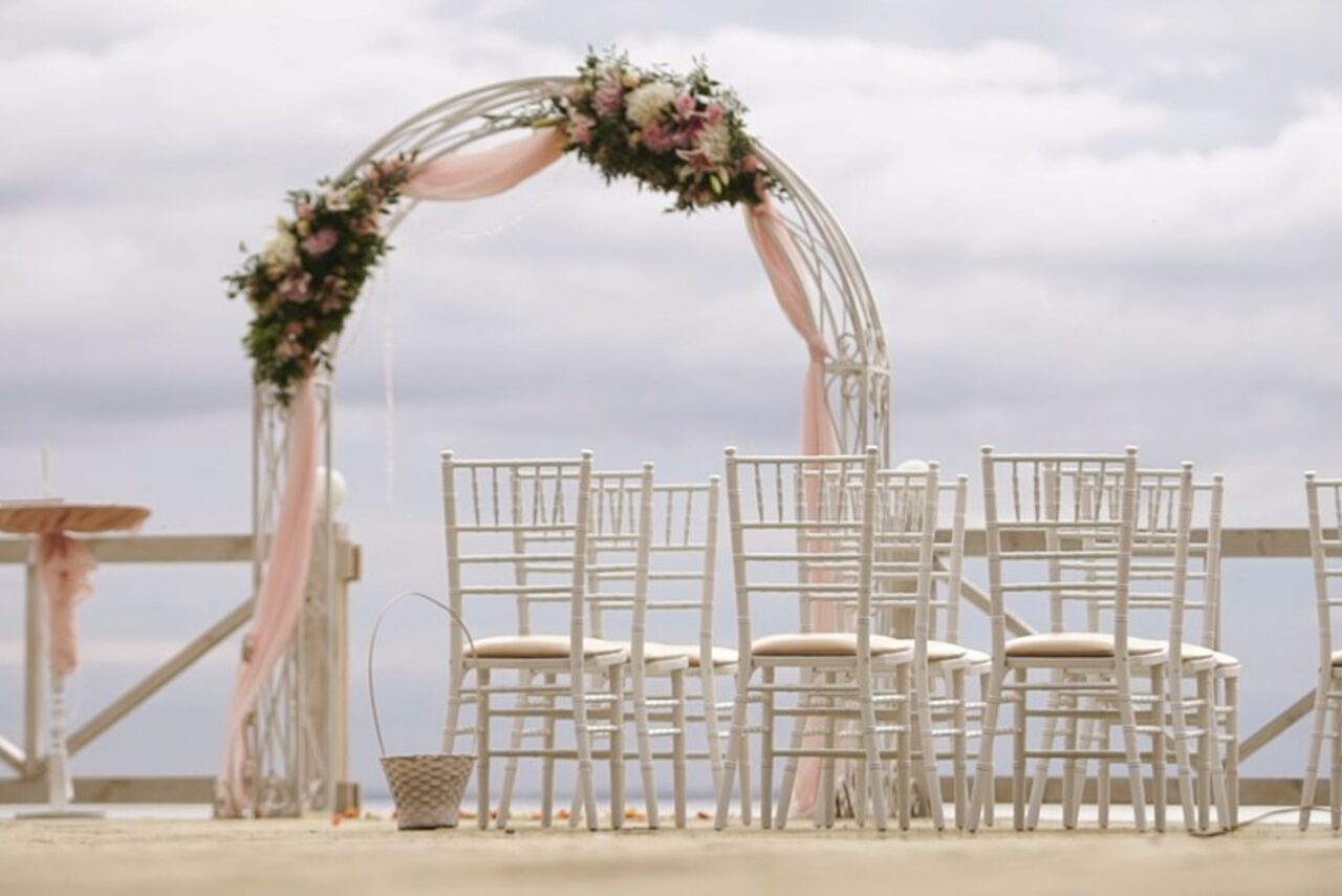 Арендовать Paradise Шатер на берегу Финского залива