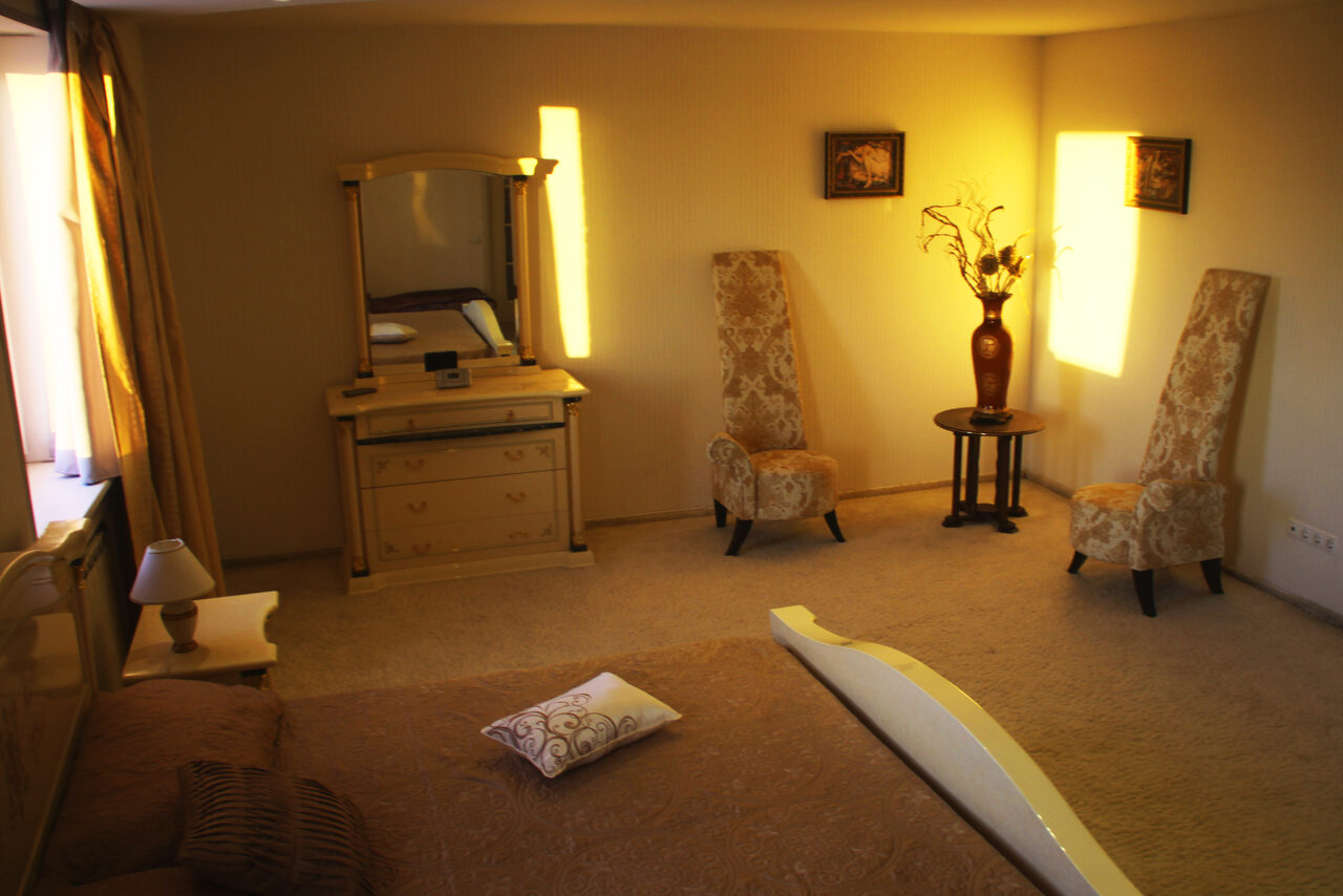 Арендовать Двухуровневая квартира 