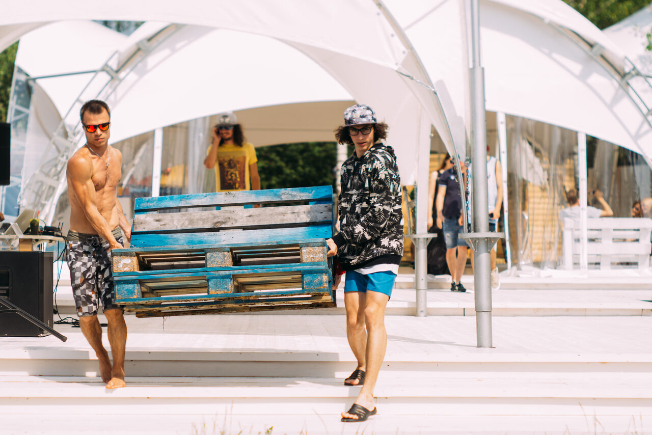 Арендовать MosWake. Летняя площадка для загородных мероприятий 