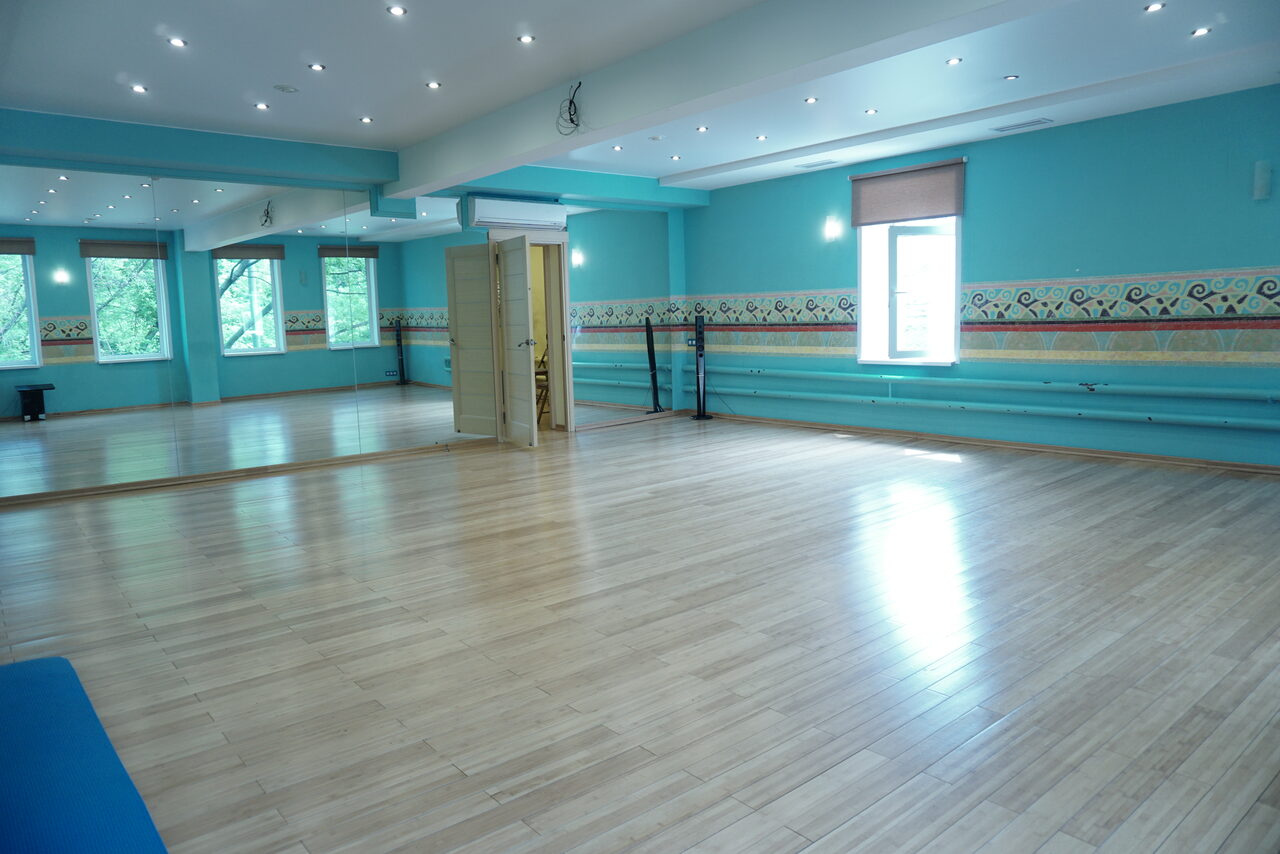 Арендовать Зеркальный зал для мероприятий любого формата