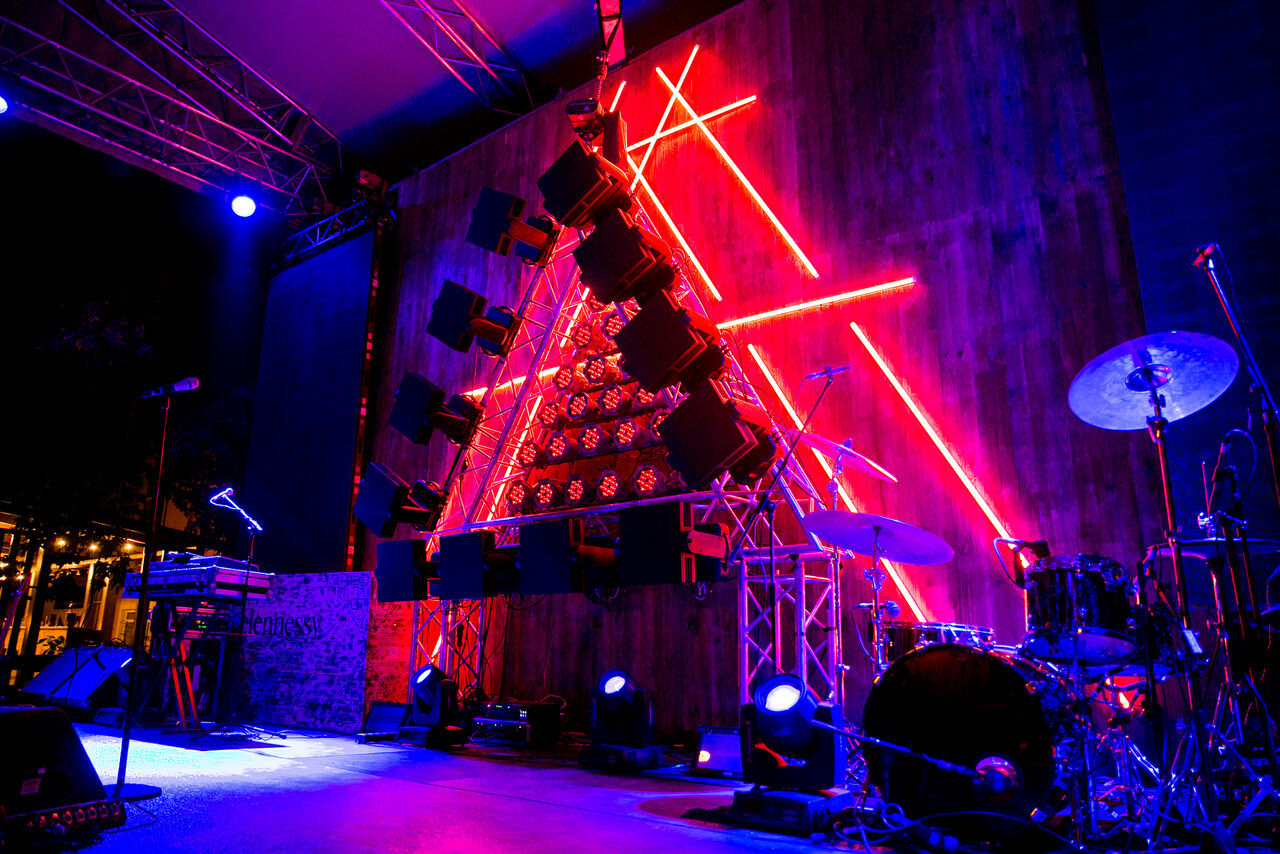 Арендовать Avangarden – двухэтажный особняк