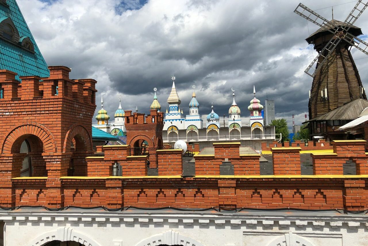 Арендовать Vernissage Крыша для концертов и торжеств