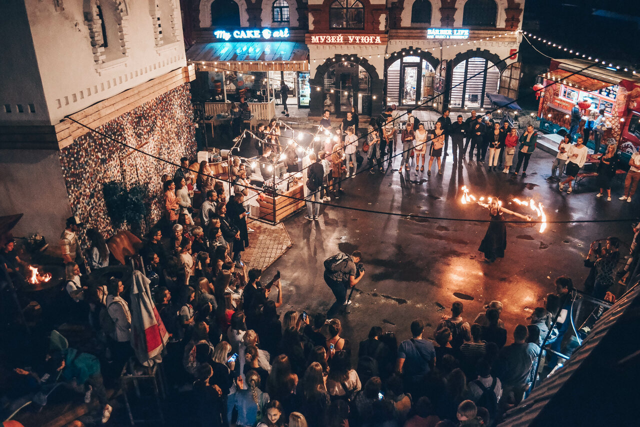 Арендовать Vernissage Уличная зона для масштабных мероприятий