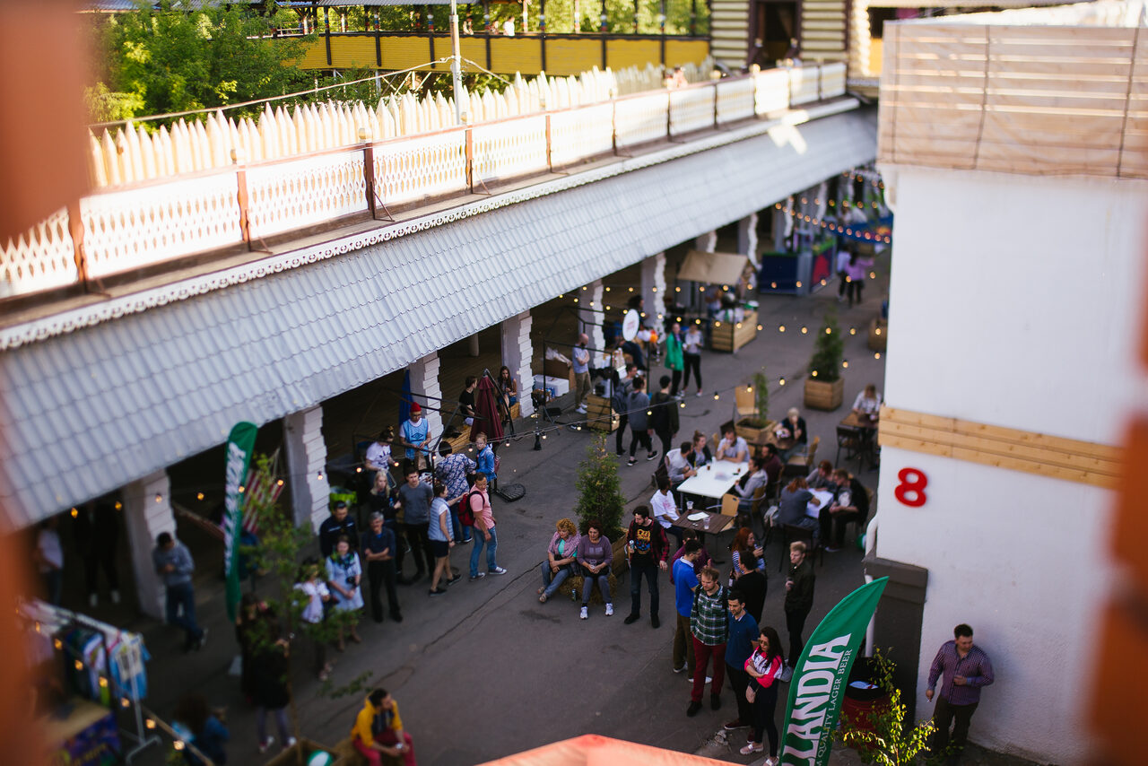 Арендовать Vernissage Уличная зона для масштабных мероприятий