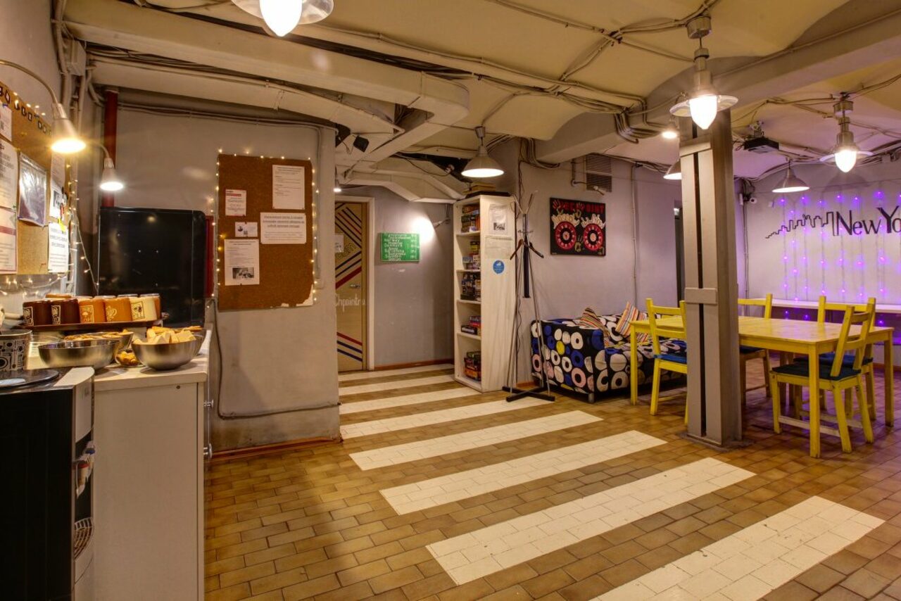 Арендовать CheckPoint Большой яркий зал с проектором в центре Москвы