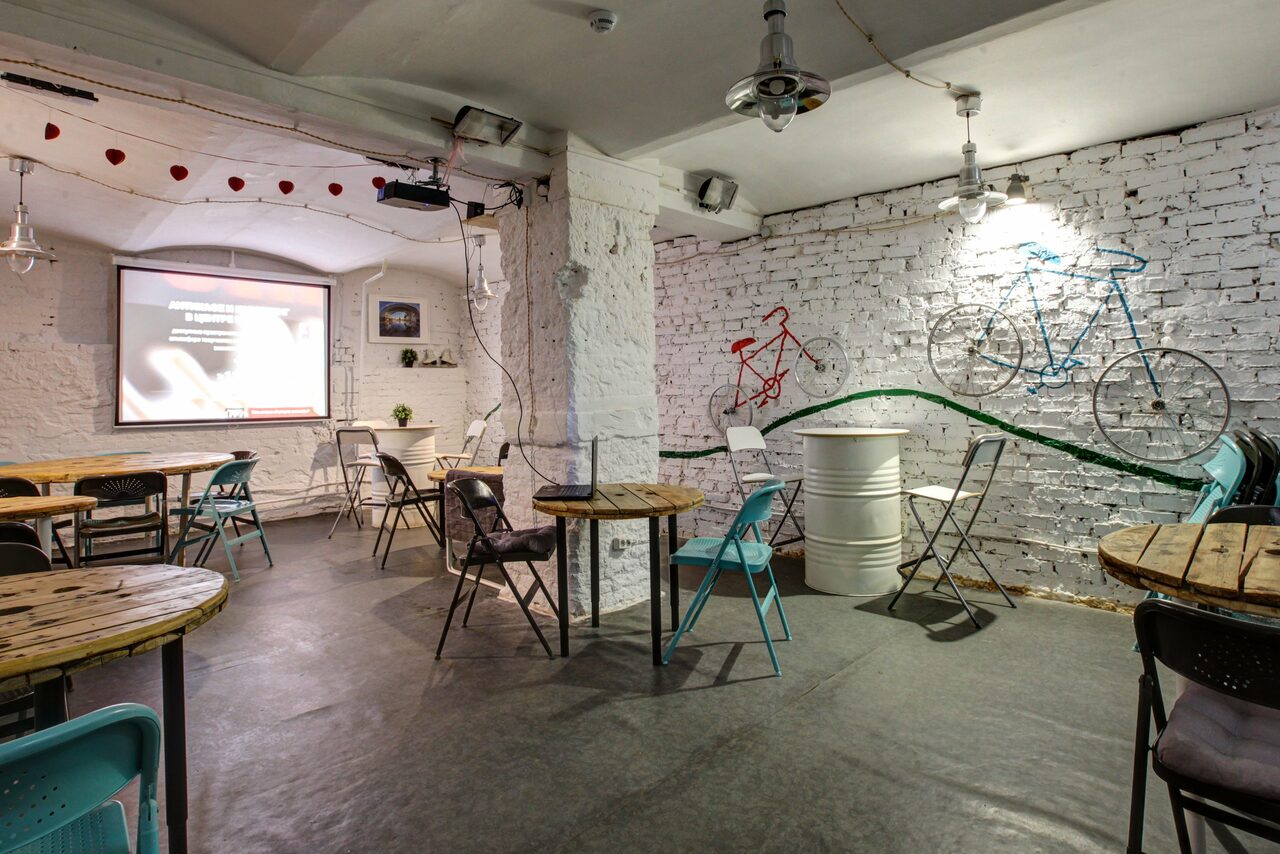 Арендовать CheckPoint Стильный камерный лофт на Лубянке