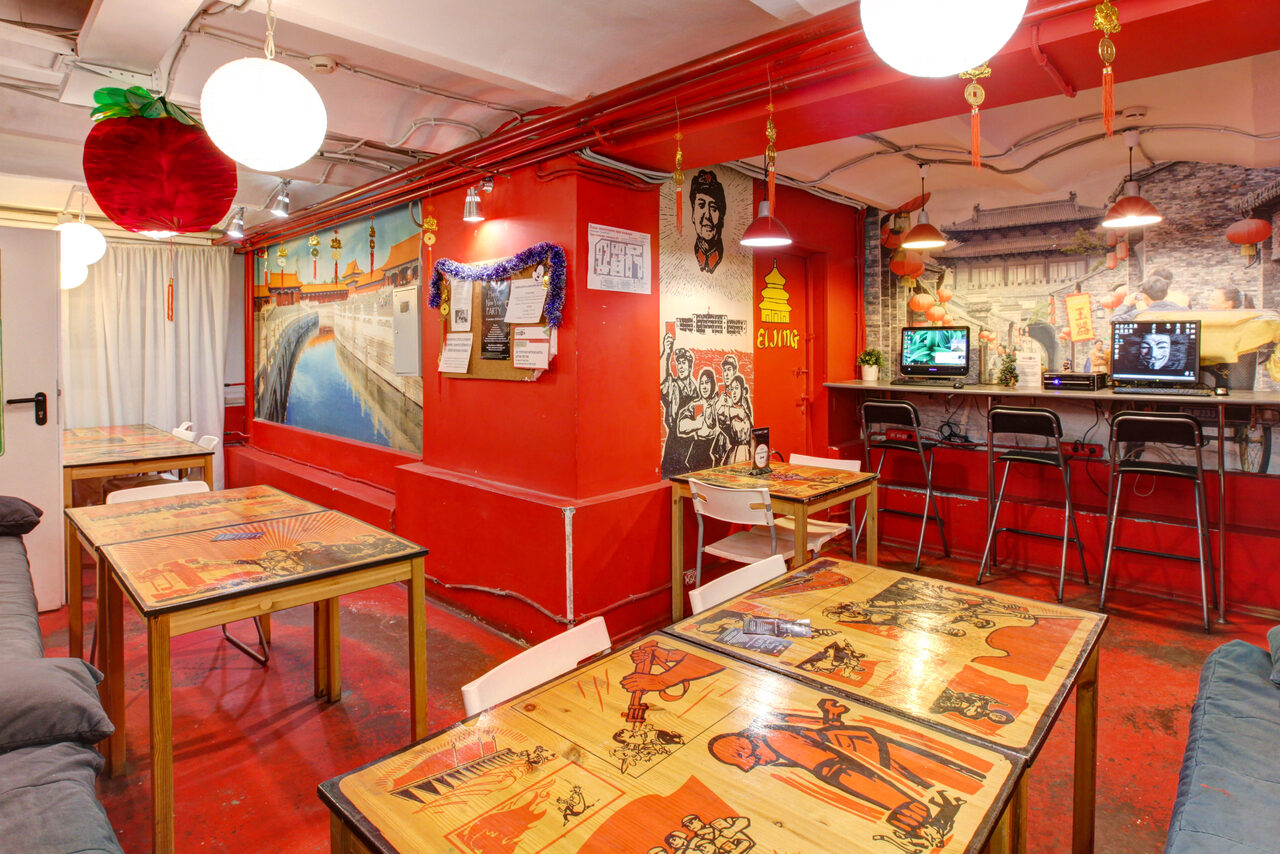 Арендовать Уютная комната, оформленная в стиле города "Пекин"