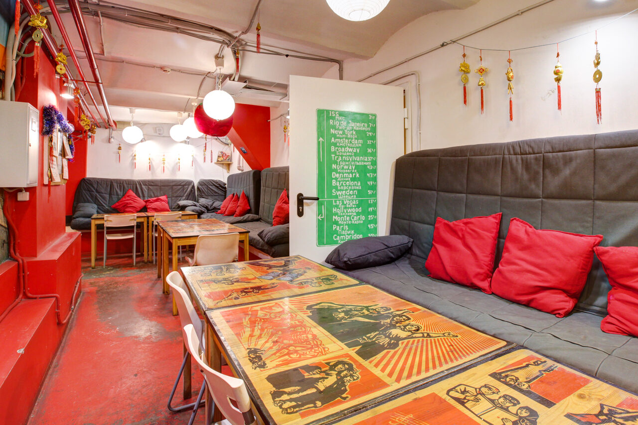 Арендовать Уютная комната, оформленная в стиле города "Пекин"